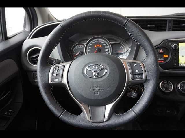 Toyota Yaris 100 VVT-i Dynamic 5p